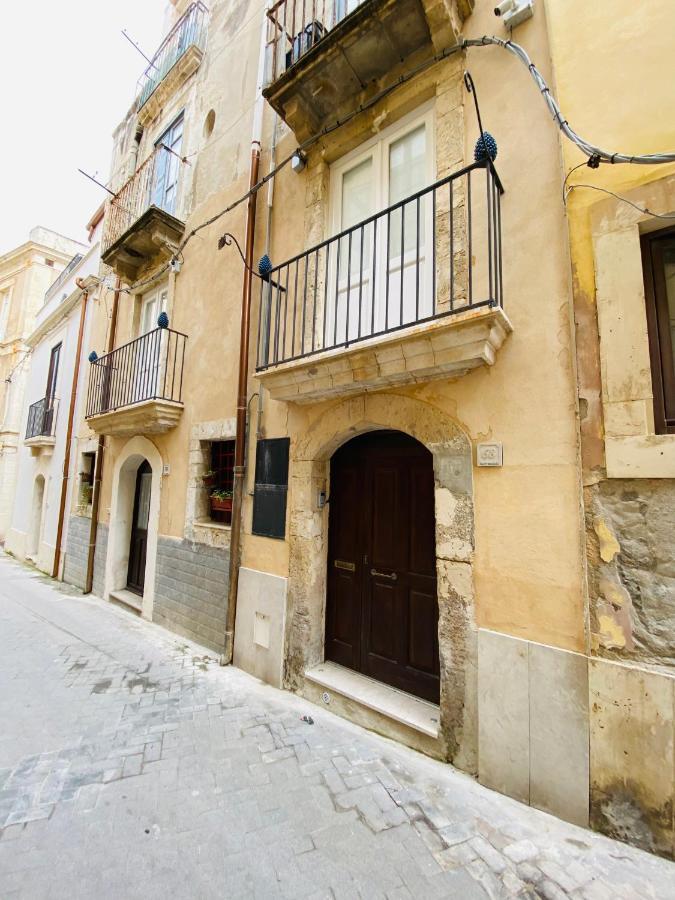 Casa 68 Ortigia Hotell Syrakusa Exteriör bild