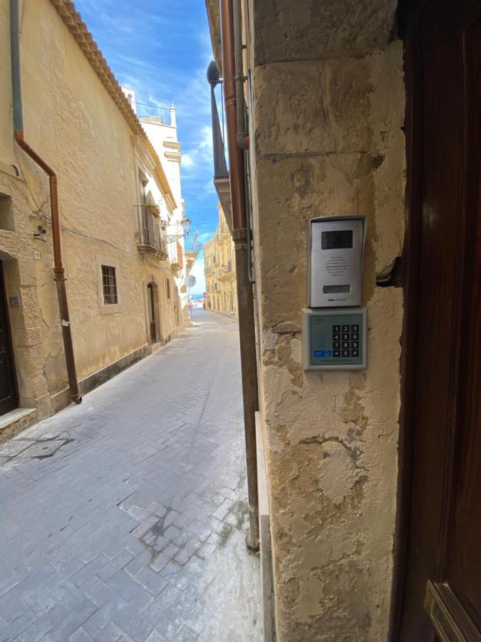 Casa 68 Ortigia Hotell Syrakusa Exteriör bild